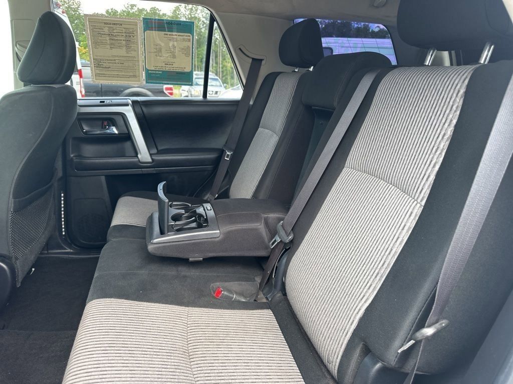 2016 Super White Toyota 4Runner SR5 RWD SUV