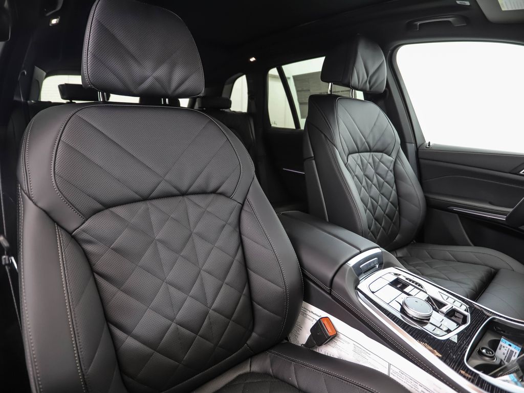 Thumbnail: 2026 BMW X5 - 31