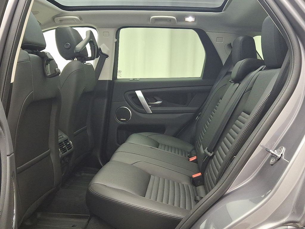 Thumbnail: 2025 Land Rover Discovery Sport - 10