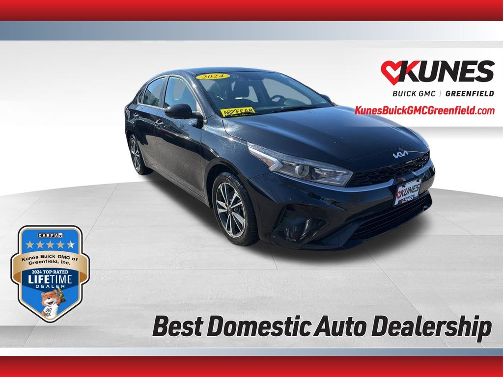 2024 Kia Forte LXS FWD