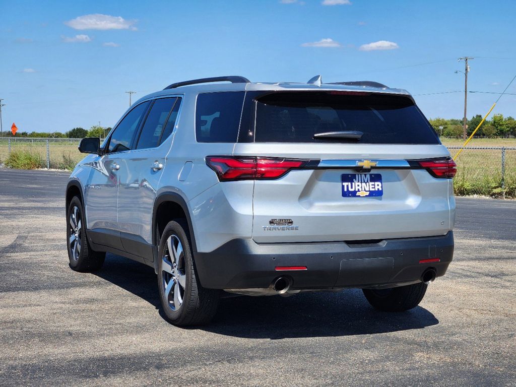 2022 Chevrolet Traverse LT Leather 6