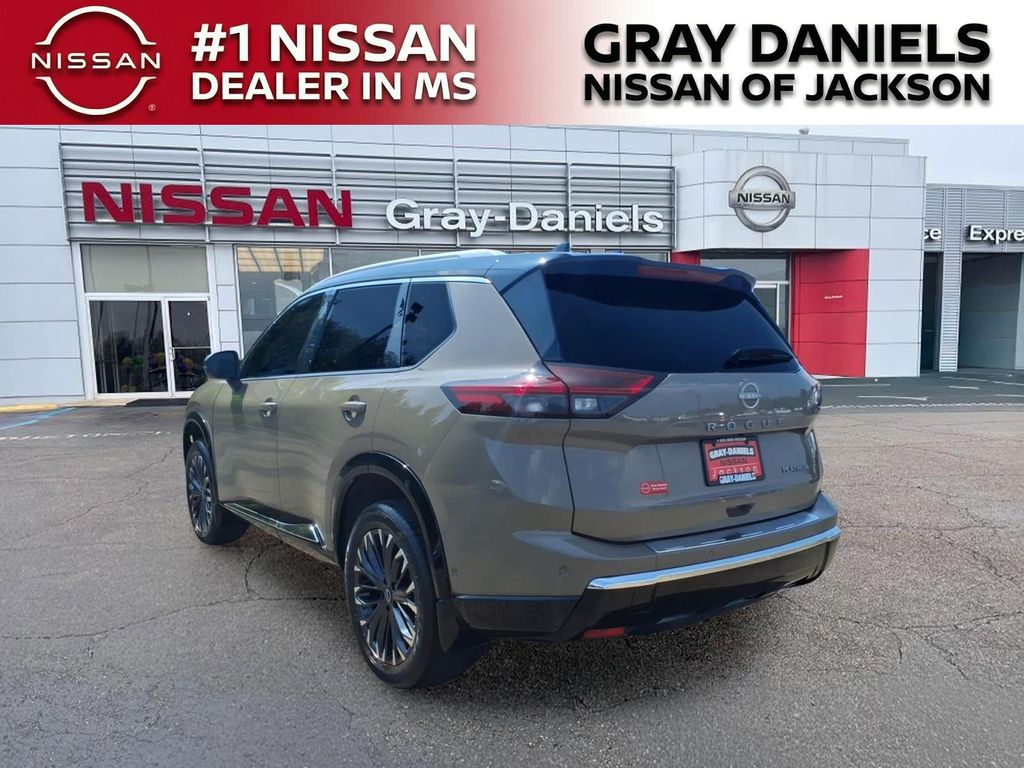 Used 2025 Nissan Rogue SUV
