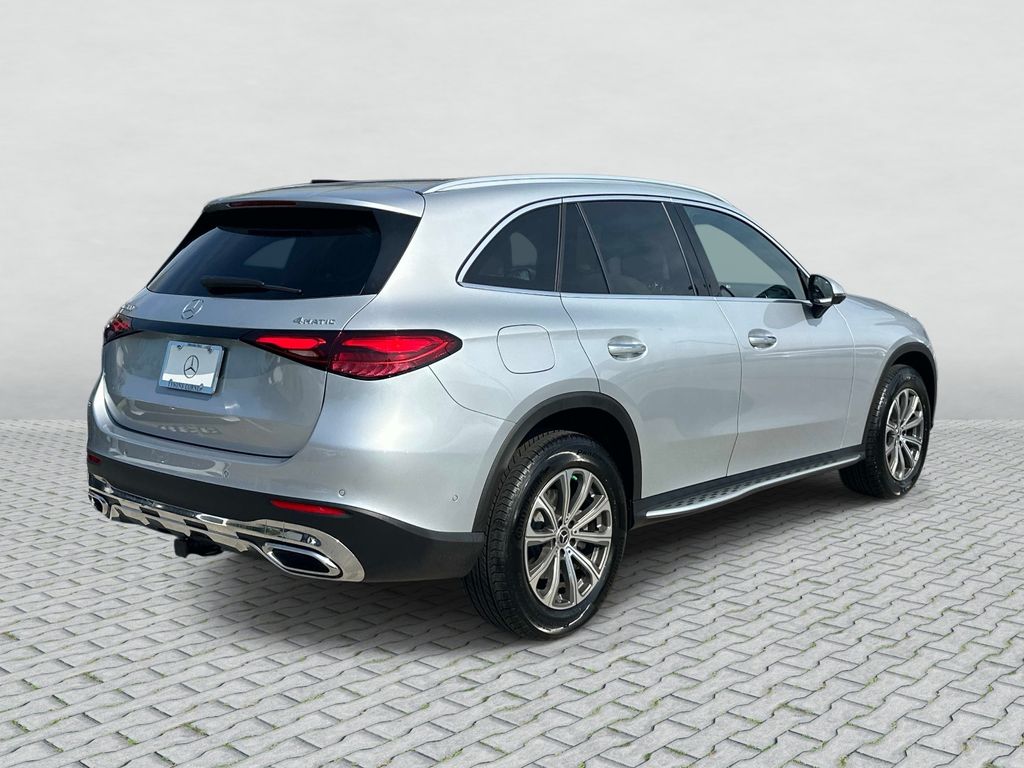 Thumbnail: 2026 Mercedes-Benz GLC - 5