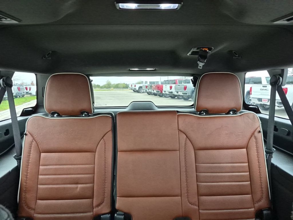 Used Car 2023 Gmc Yukon Xl  Denali Ultimate For Sale Under $70,000 In Austin, Texas