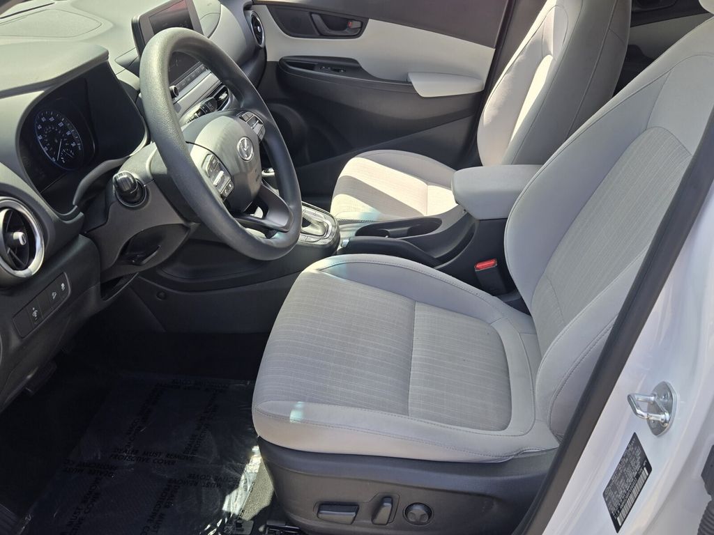 2023 Hyundai Kona - $19,599