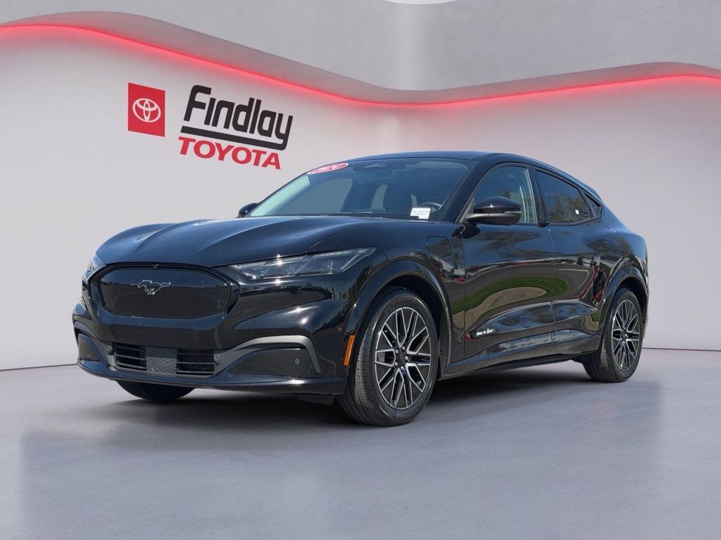 2024 Ford Mustang-Mach-e Premium's photo