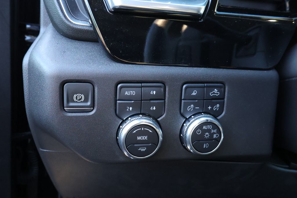 Thumbnail: 2025 GMC Sierra 1500 - 20