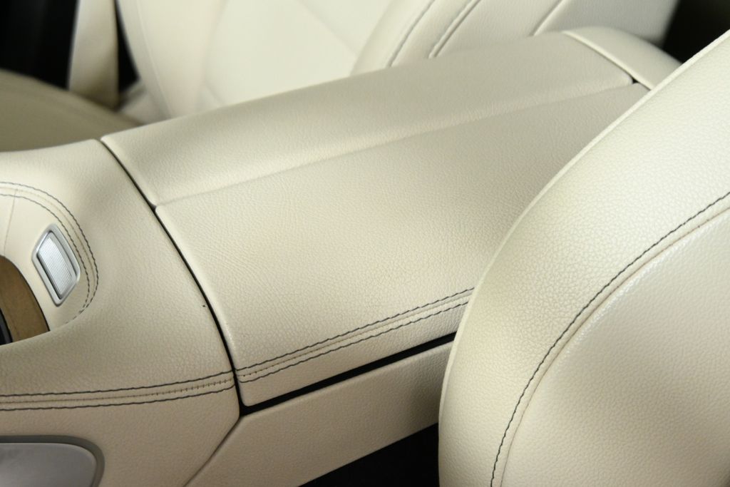 Thumbnail: 2023 Mercedes-Benz GLE - 25