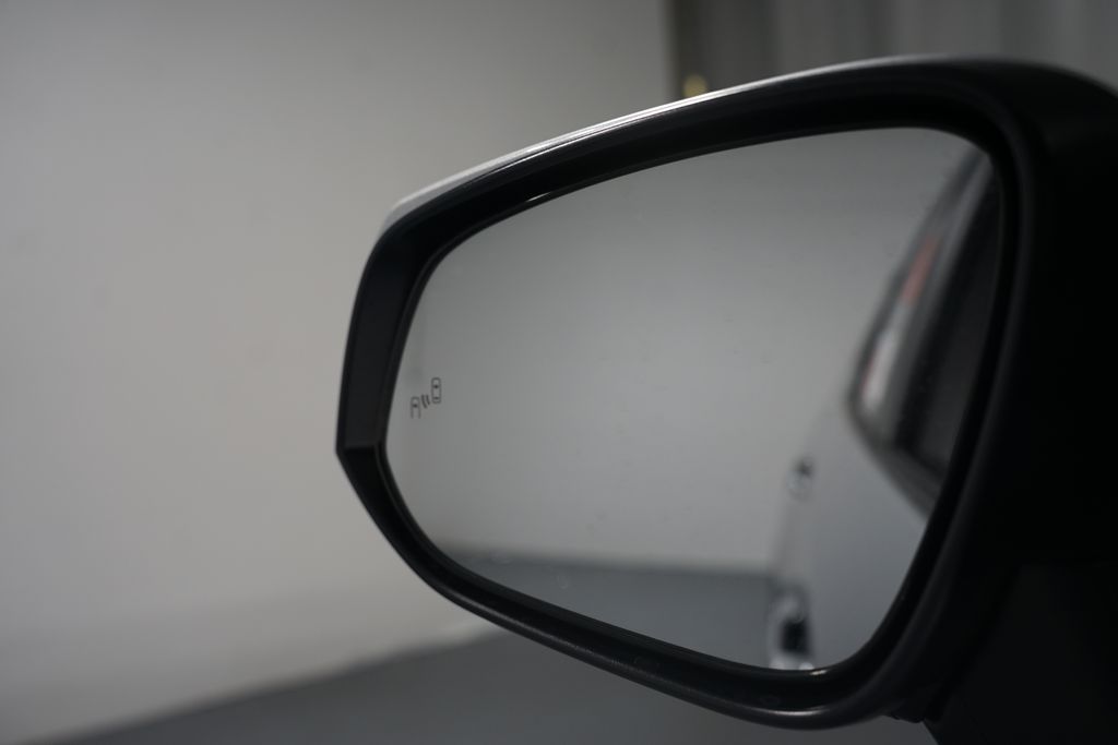 Thumbnail: 2025 Toyota RAV4 - 22