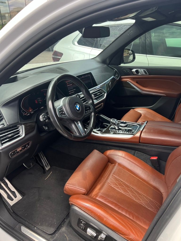 Used 2019 White BMW xDrive40i image 6