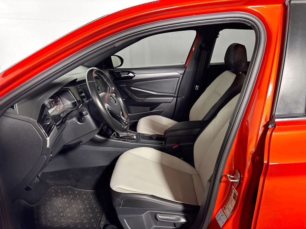 2020 Volkswagen Jetta R-Line