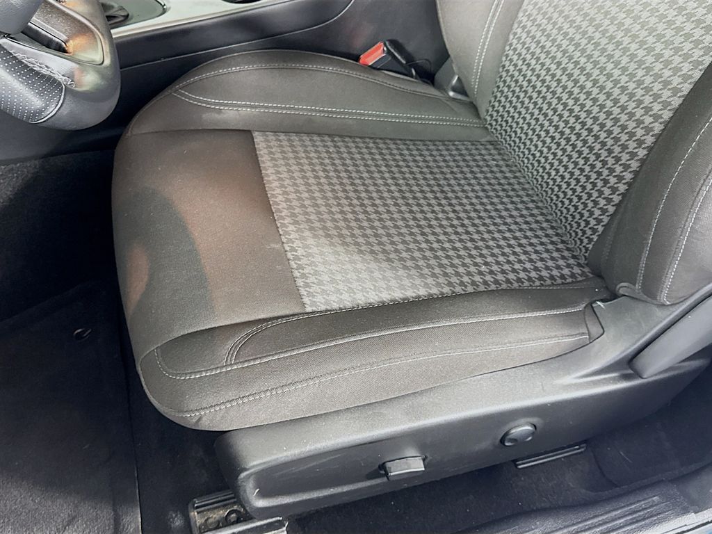 Used Car 2023 Dodge Challenger  Sxt For Sale Under $25,000 In San Antonio, Texas