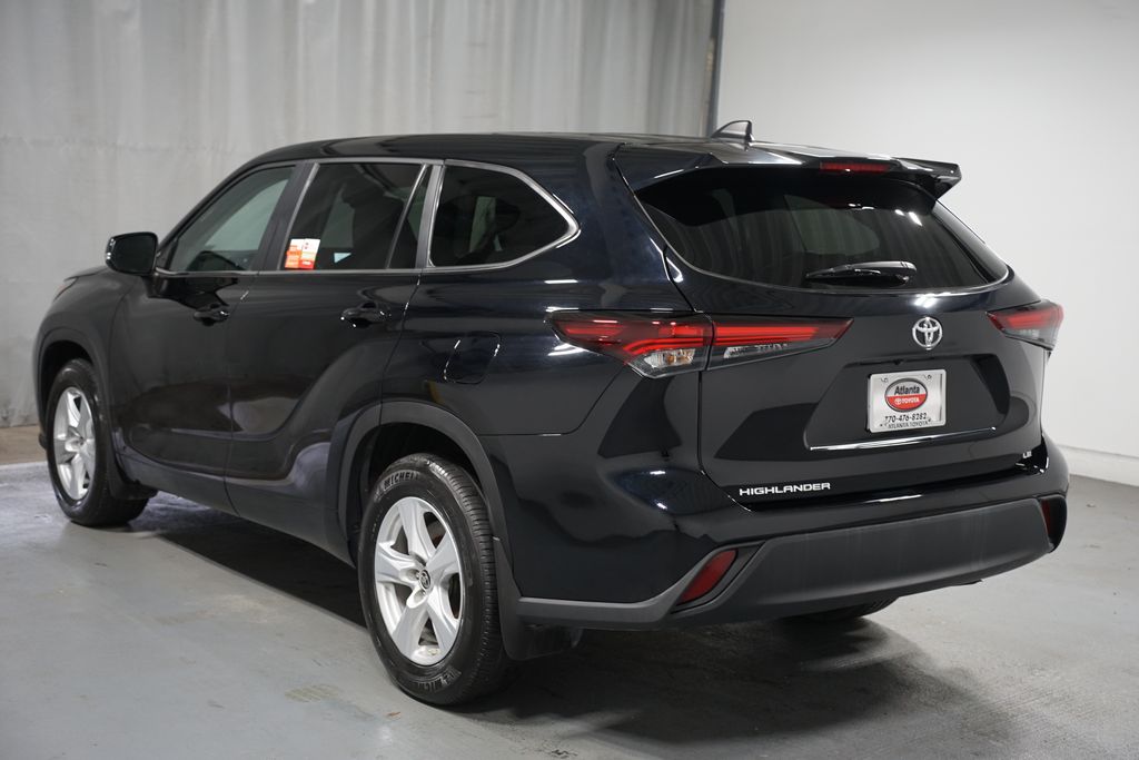 Thumbnail: 2024 Toyota Highlander - 6