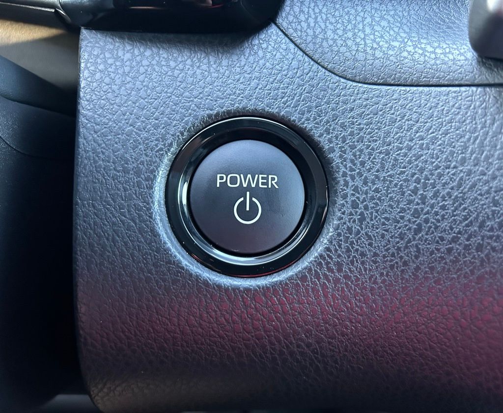 Thumbnail: 2025 Toyota Camry - 28