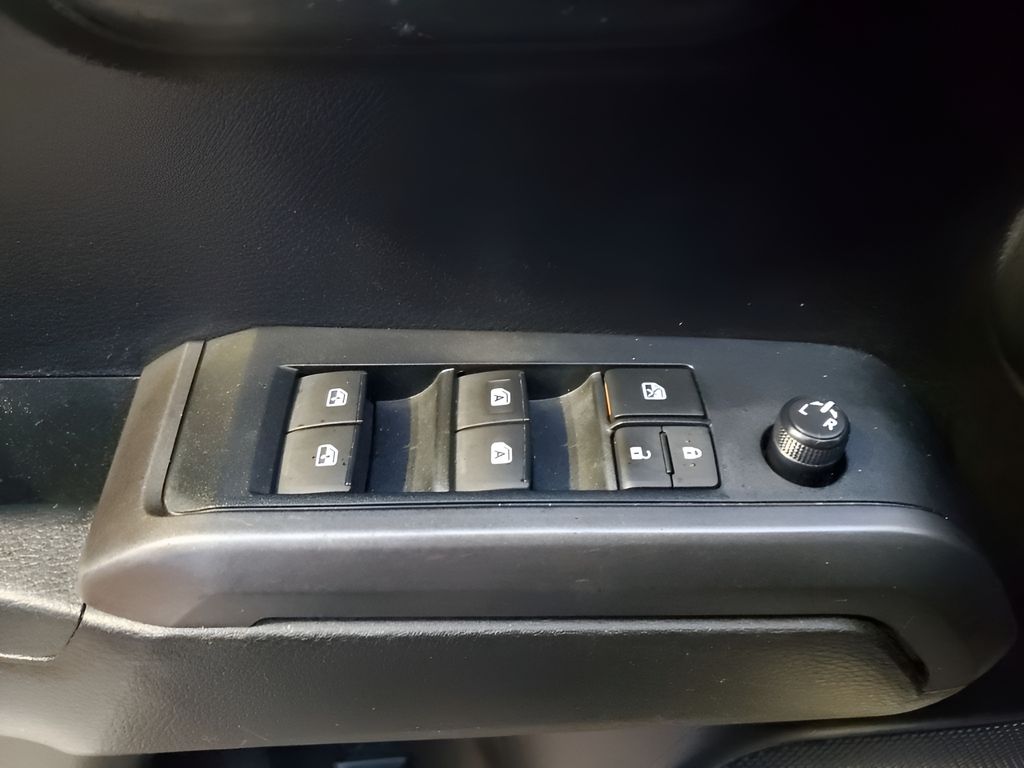 Used Car 2021 Toyota Tacoma  Trd Sport For Sale Under $30,000 In Austin, Texas