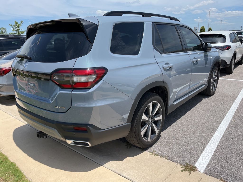 Thumbnail: 2024 Honda Pilot - 3