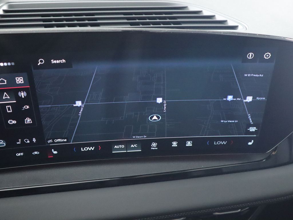 2025 Audi Q6 e-tron Premium 16
