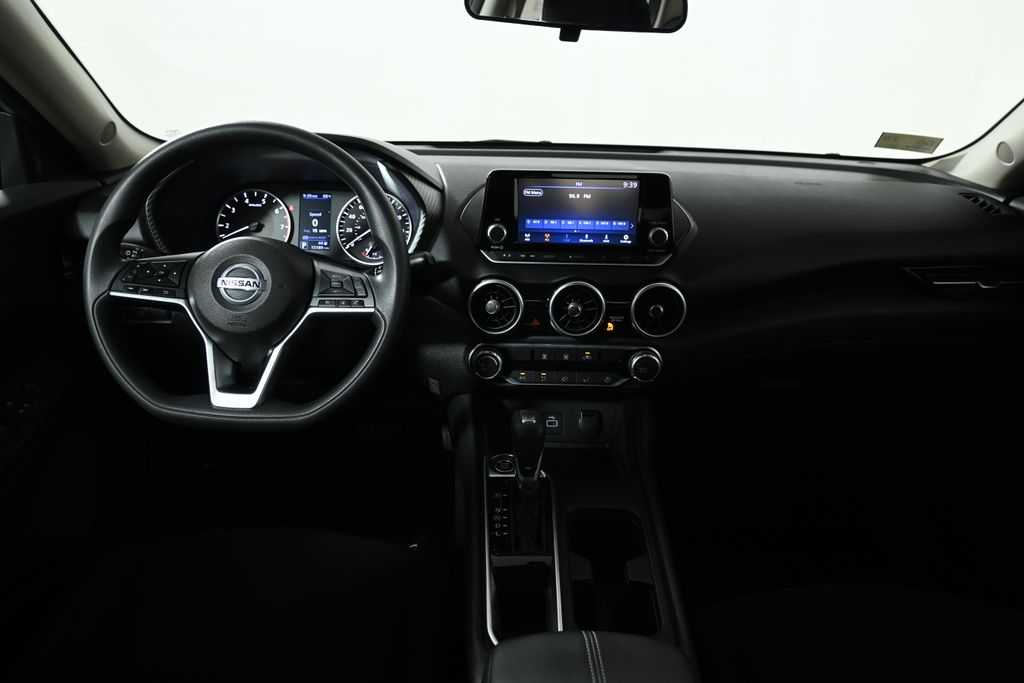 Thumbnail: 2020 Nissan Sentra - 17