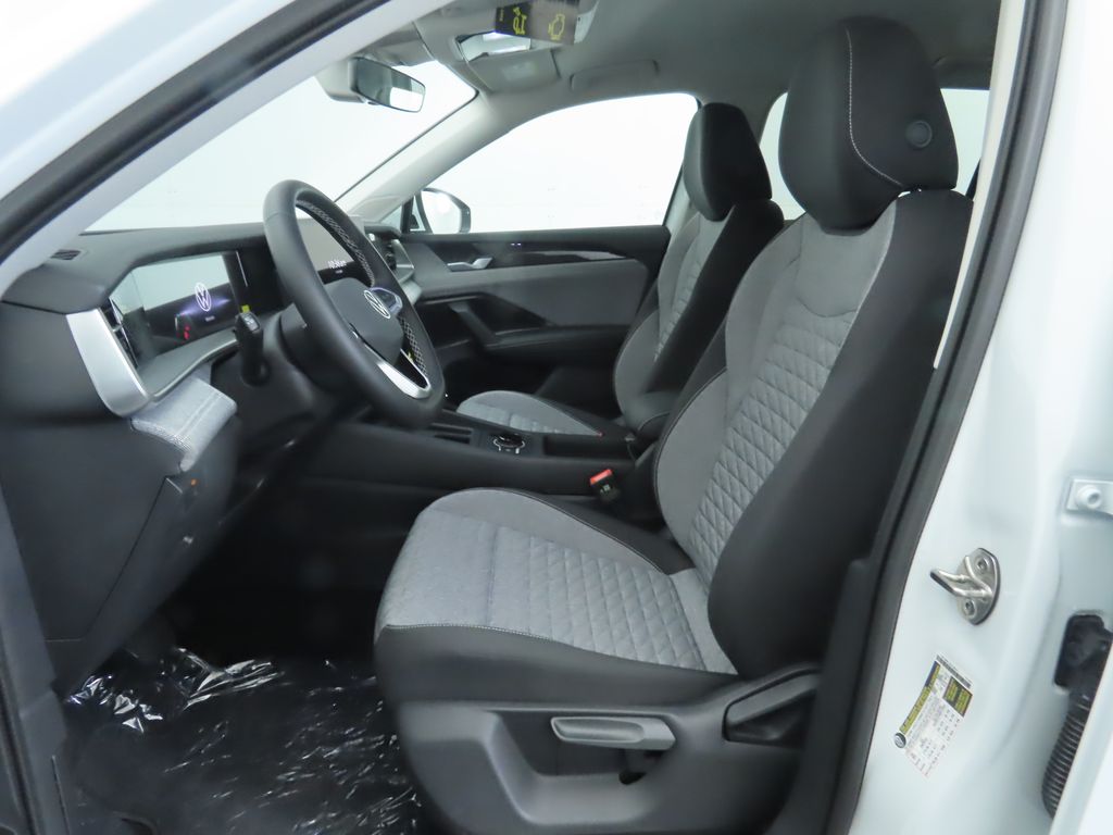 Thumbnail: 2026 Volkswagen Tiguan - 19