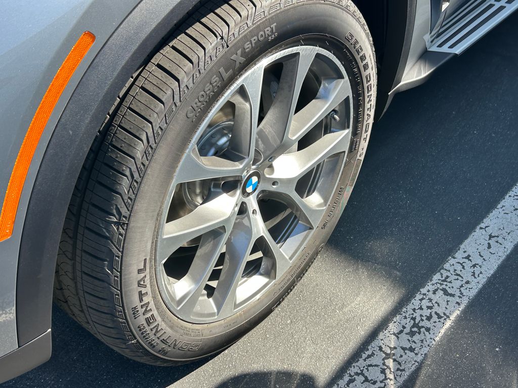 Thumbnail: 2026 BMW X5 - 3