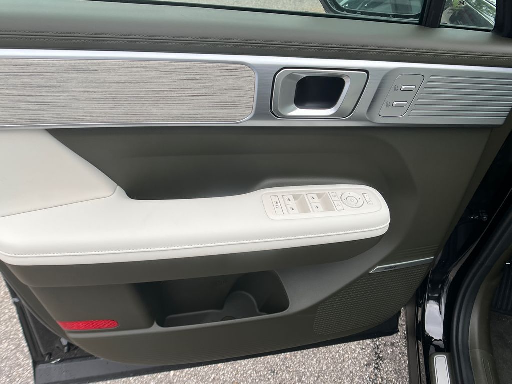 2025 Hyundai Santa Fe Calligraphy photo 11