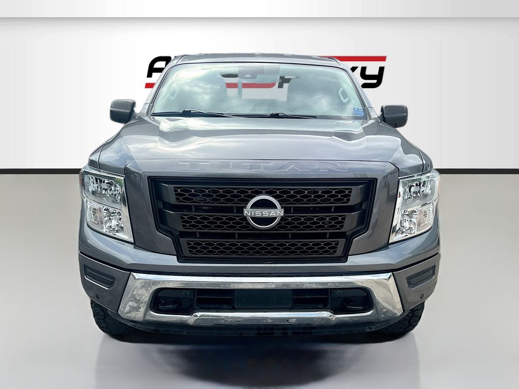 Used 2024 Gray Nissan SV image 2