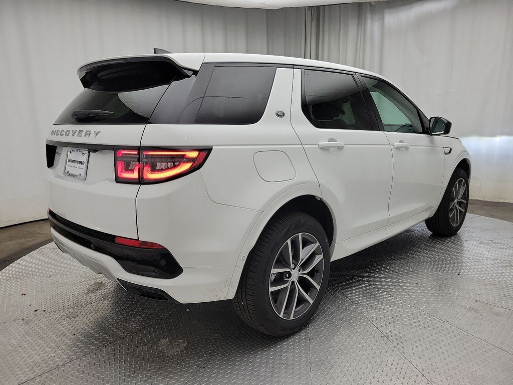 2025 Land Rover Discovery Sport S 3