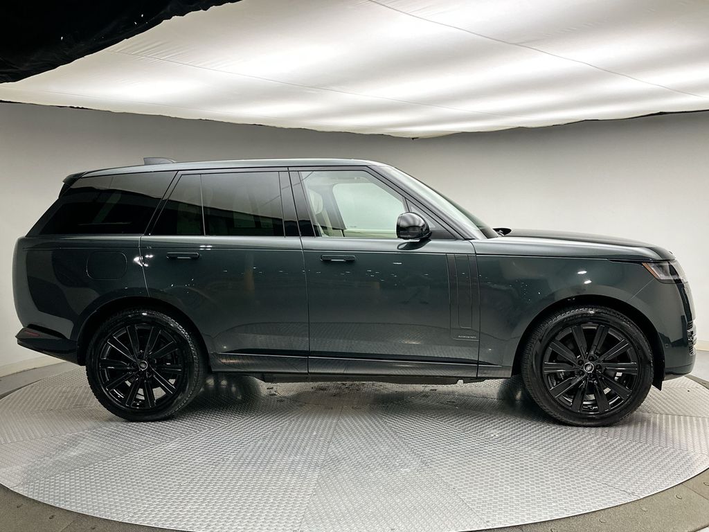 Thumbnail: 2025 Land Rover Range Rover - 14
