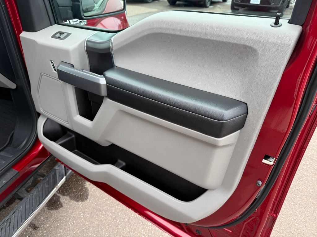 Used 2018 Red Ford XLT image 67