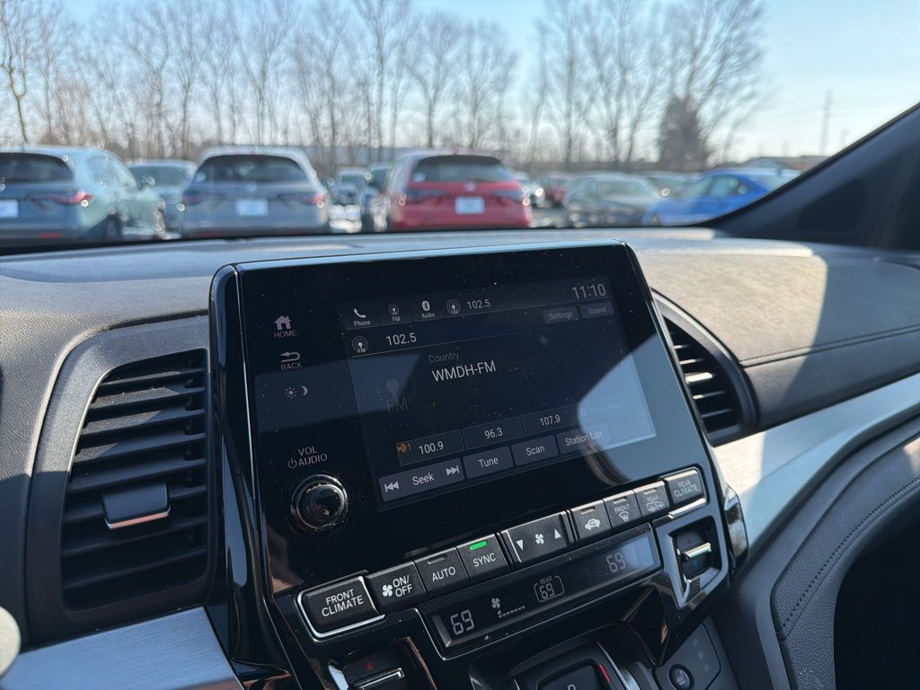 Thumbnail: 2023 Honda Odyssey - 31