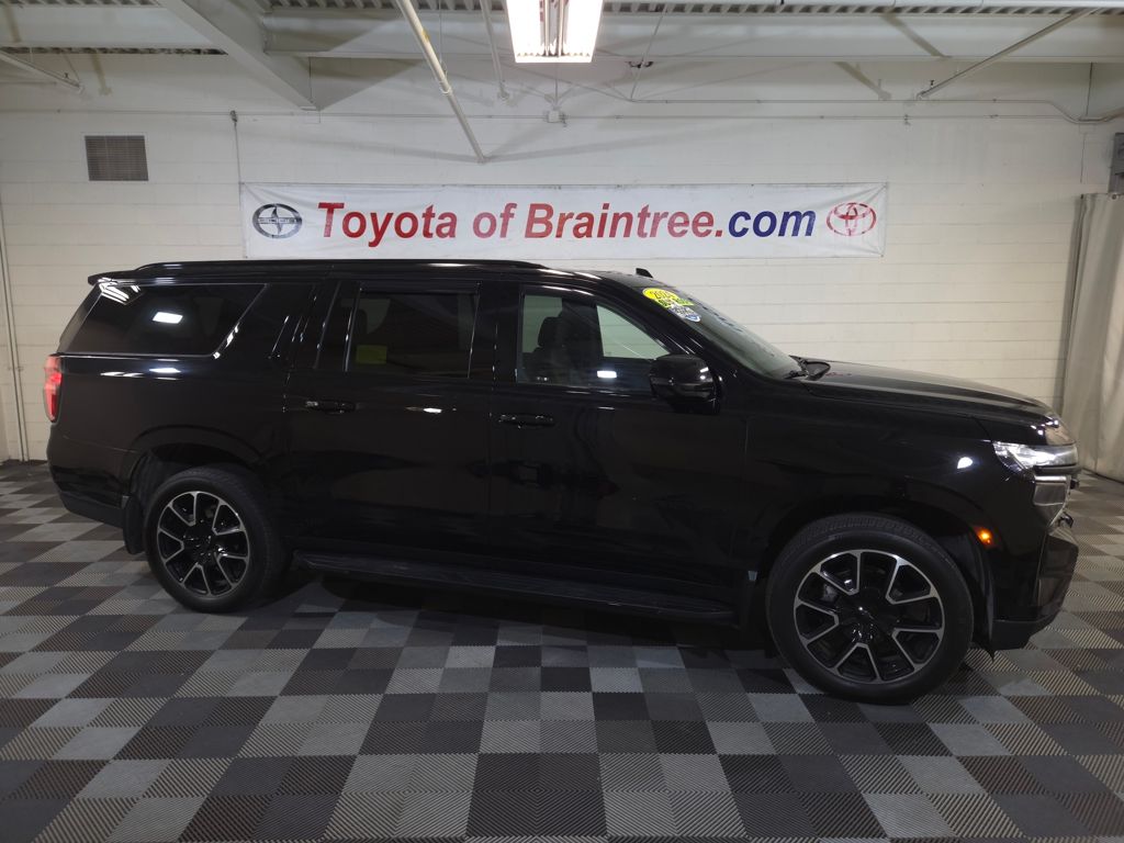 2024 Chevrolet Suburban RST 4WD