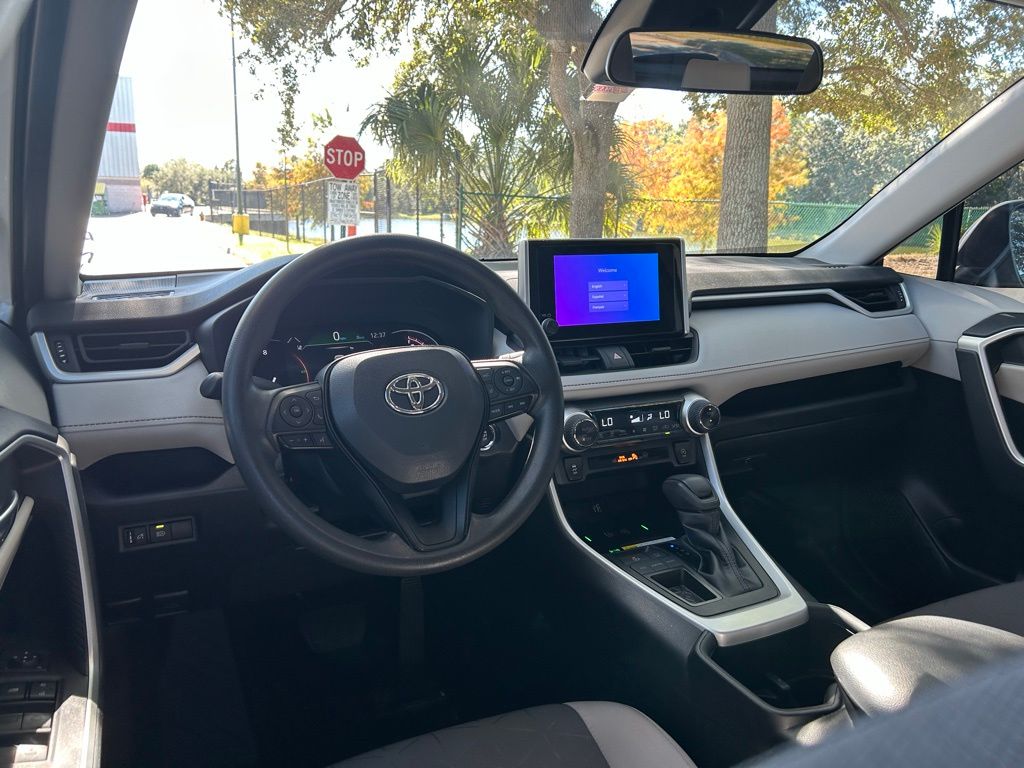 Thumbnail: 2024 Toyota RAV4 - 12