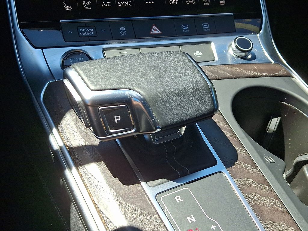 Thumbnail: 2023 Audi A6 - 16
