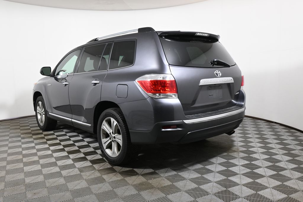 Thumbnail: 2013 Toyota Highlander - 5
