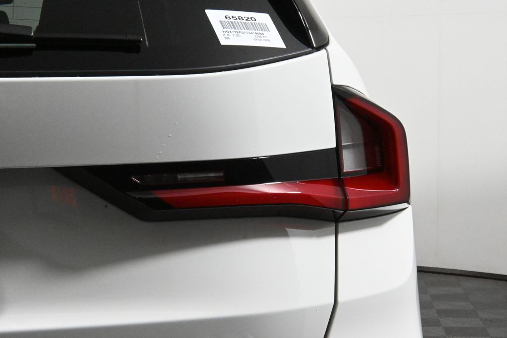 Thumbnail: 2026 BMW X1 - 13