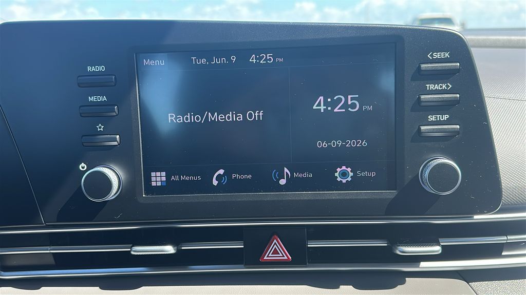 2024 Hyundai Elantra SE White at Classic Elite Chevrolet Sugar Land