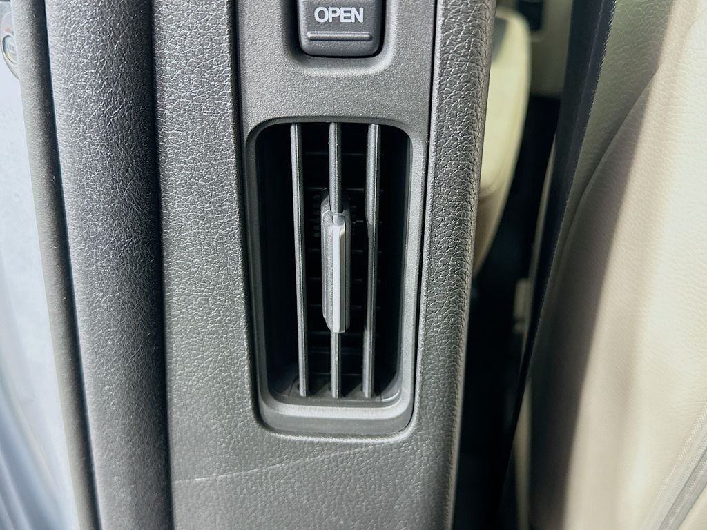 Thumbnail: 2026 Honda Odyssey - 17