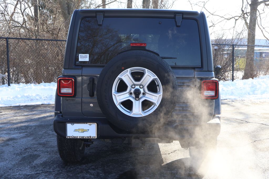 Thumbnail: 2019 Jeep Wrangler - 6