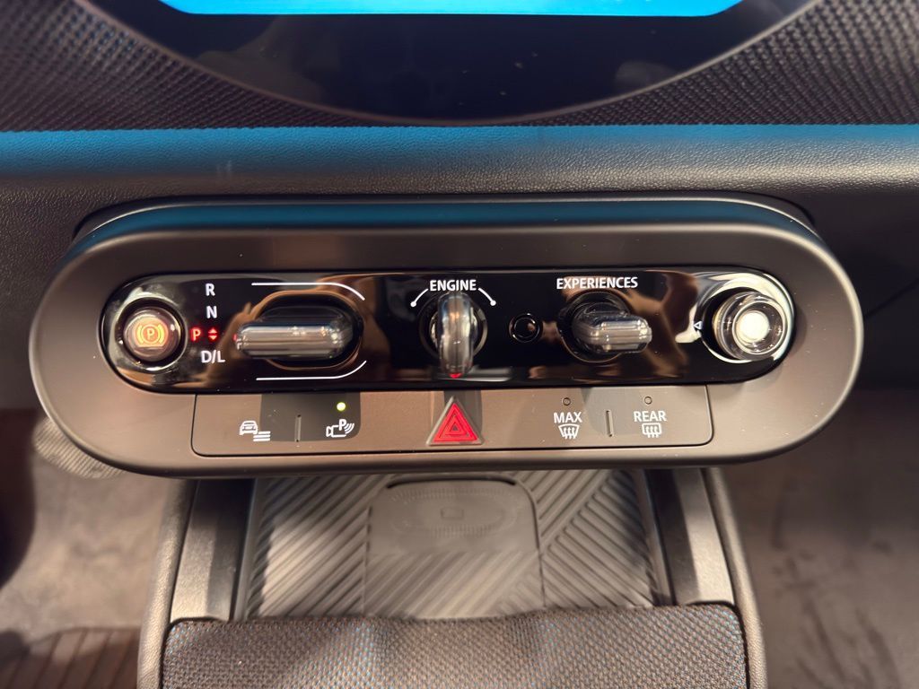 Thumbnail: 2025 MINI Cooper Countryman - 18