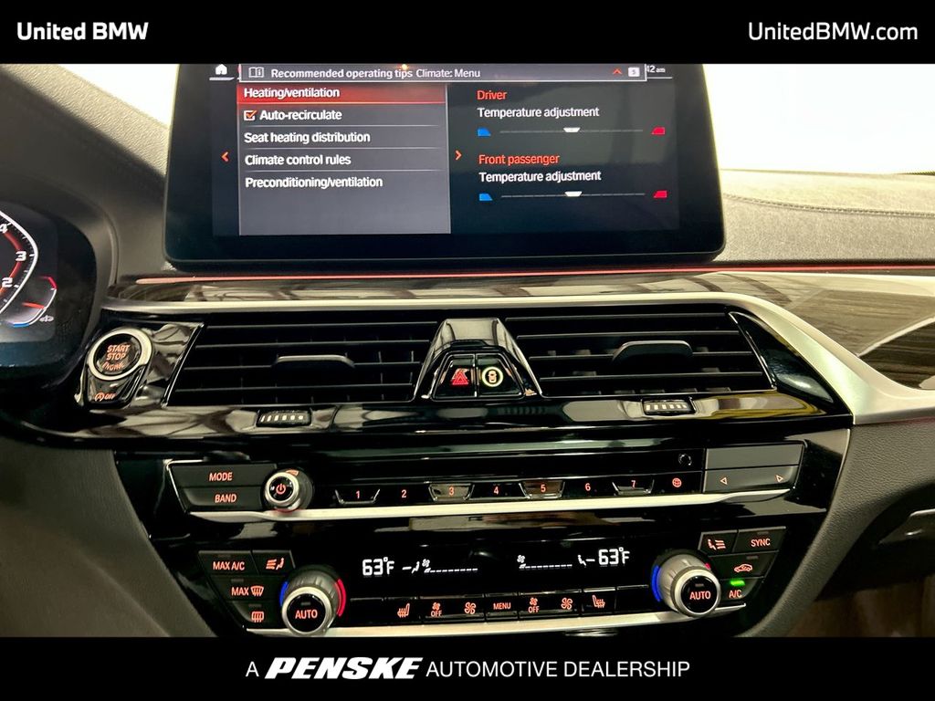 2022 BMW 5 Series M550i xDrive 19