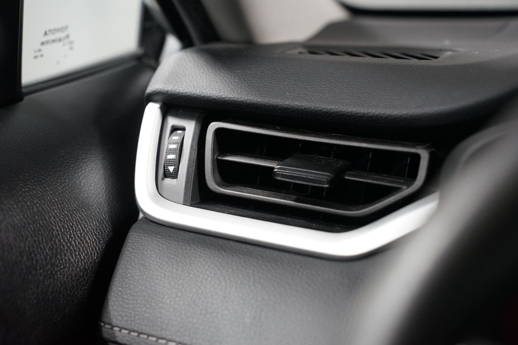 Thumbnail: 2023 Toyota RAV4 - 24