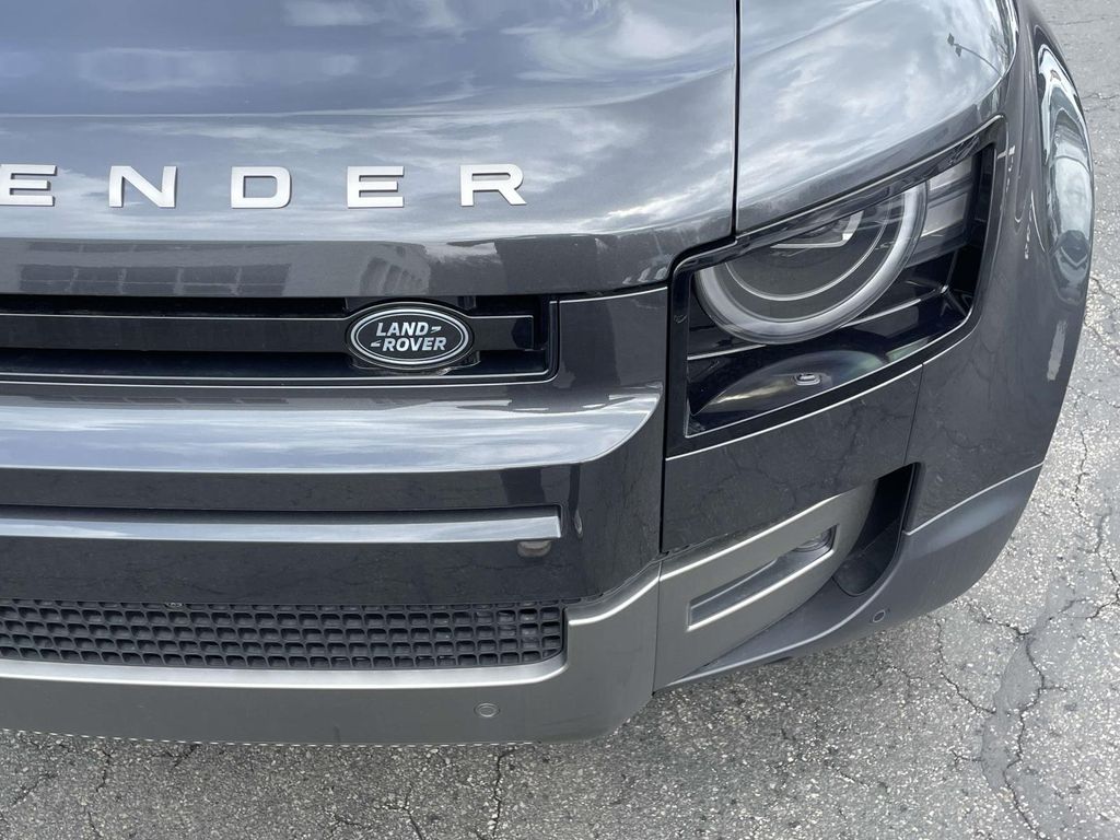 New 2026 Gray Land Rover S image 7