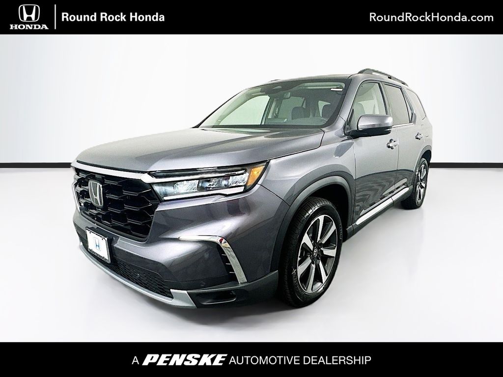 2025 Honda Pilot Touring -
                Round Rock, TX