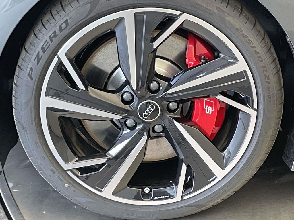2027 Audi S6 e-tron Premium Plus - 10