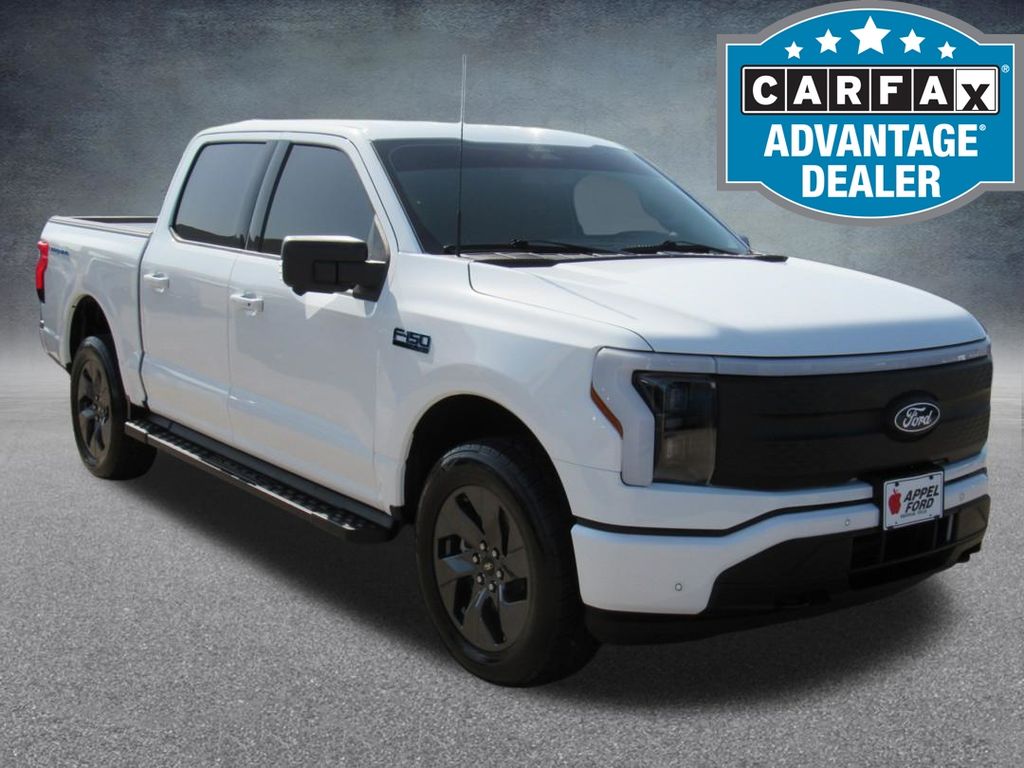2025 Ford F-150 Lightning Flash