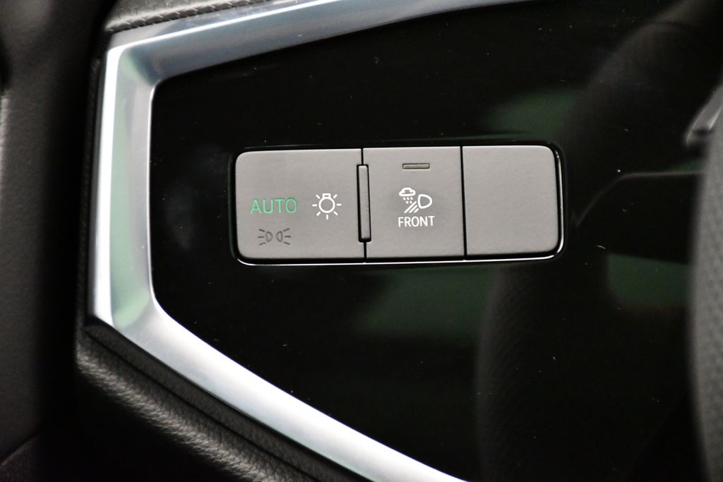 2025 Audi Q3  22