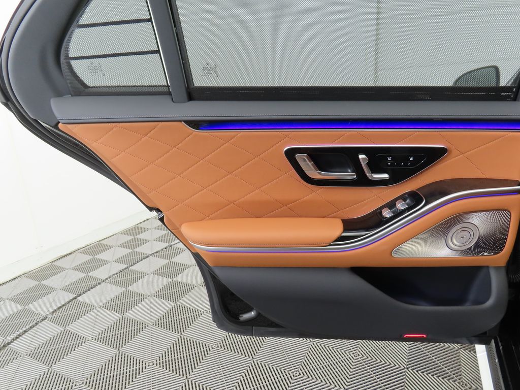 Thumbnail: 2026 Mercedes-Benz S-Class - 26