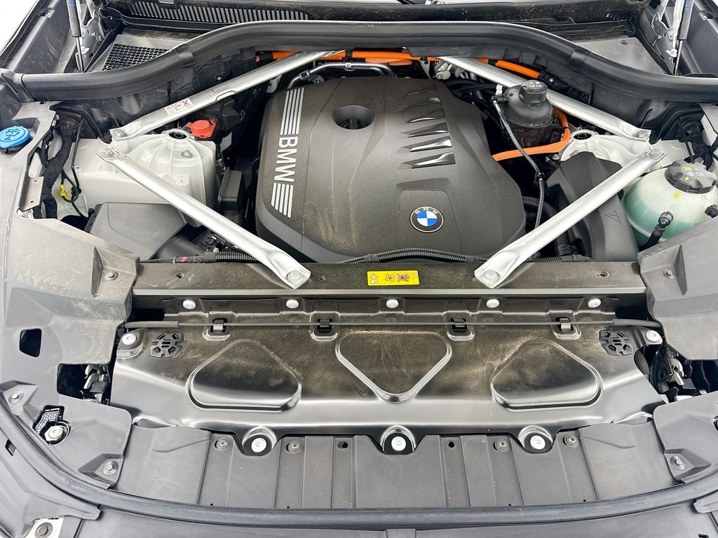 Thumbnail: 2026 BMW X5 - 28