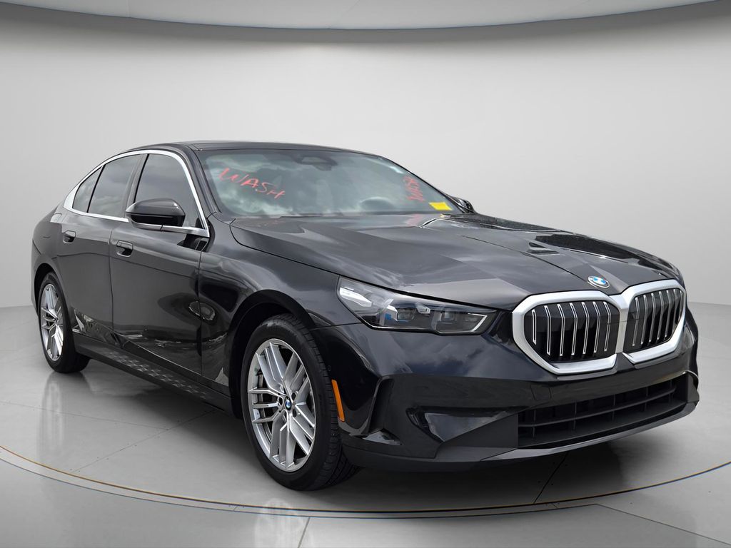 2025 BMW 5 Series - $34,685