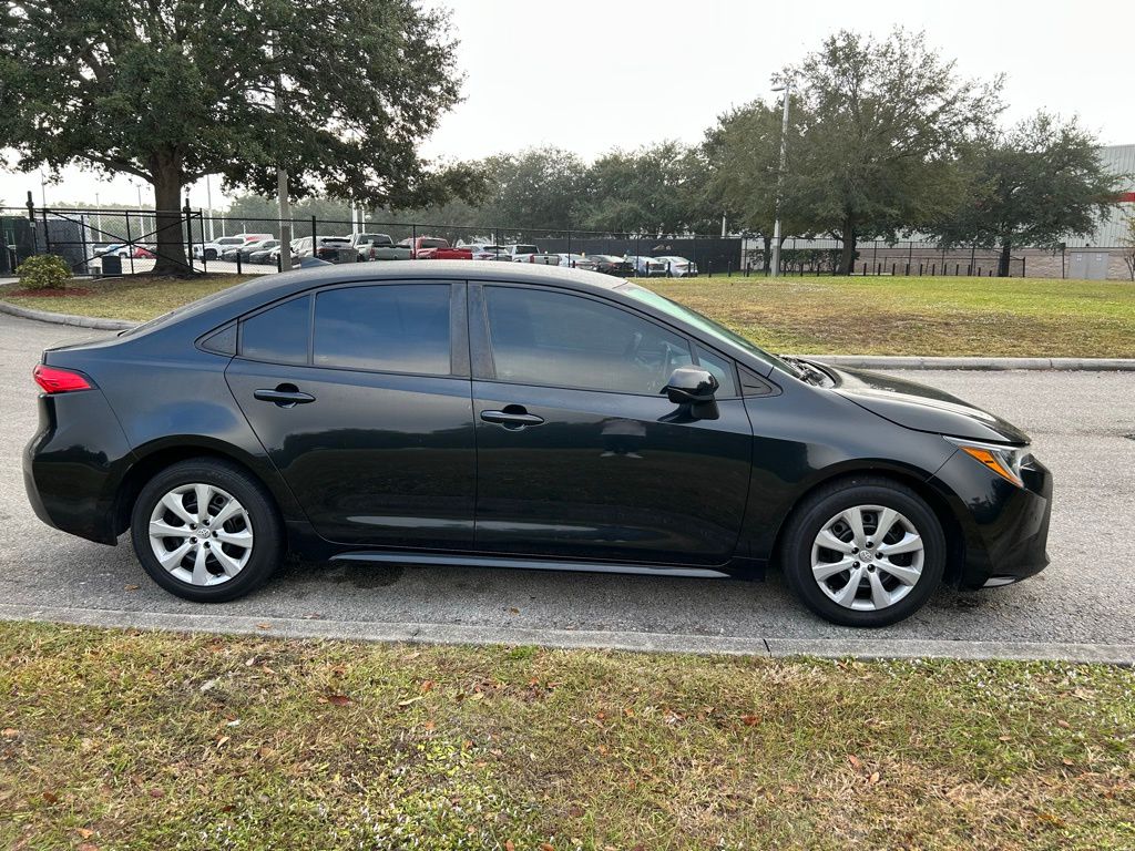 Thumbnail: 2021 Toyota Corolla - 6